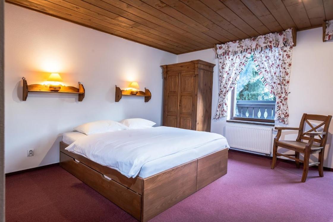 Apartmánový dom Vila Maroš Pavčina Lehota Exterior foto