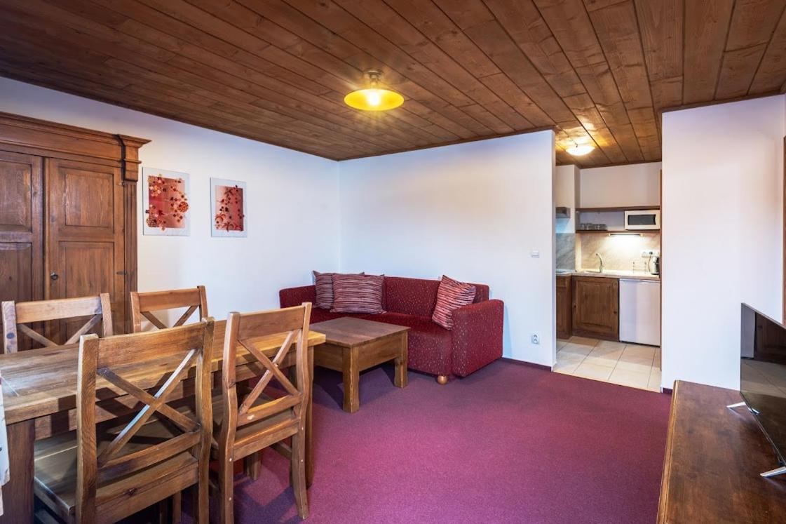 Apartmánový dom Vila Maroš Pavčina Lehota Exterior foto