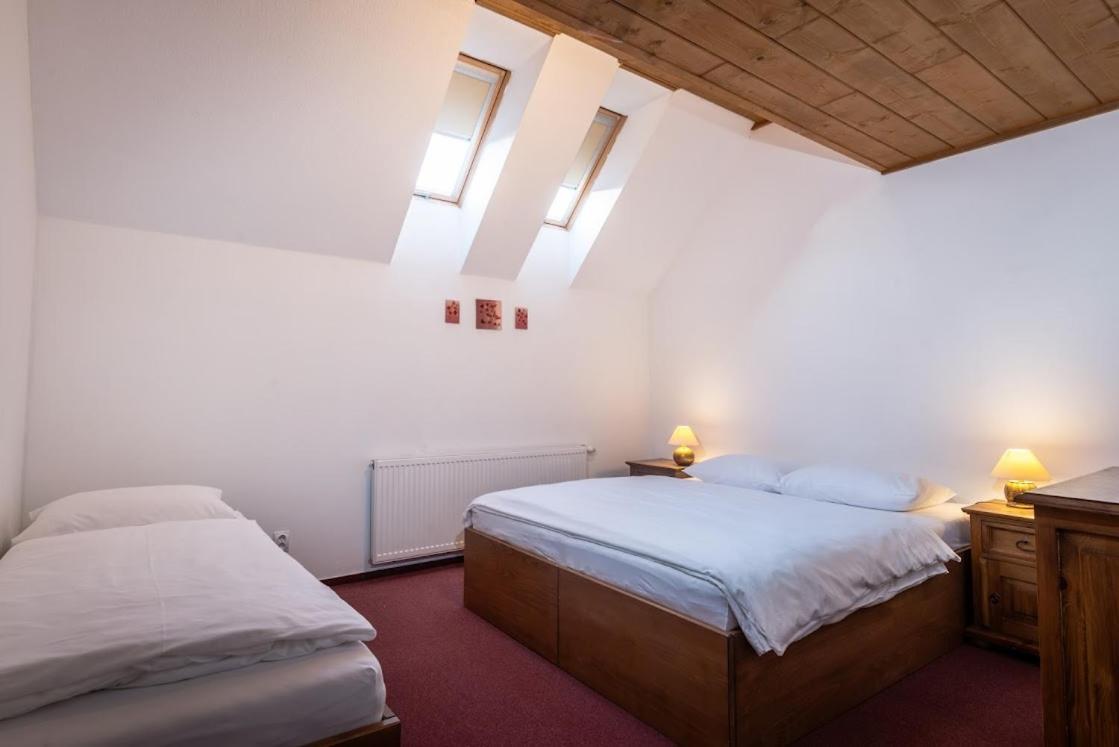 Apartmánový dom Vila Maroš Pavčina Lehota Exterior foto