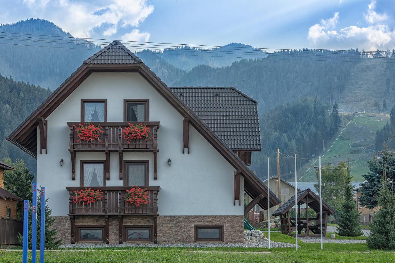 Apartmánový dom Vila Maroš Pavčina Lehota Exterior foto